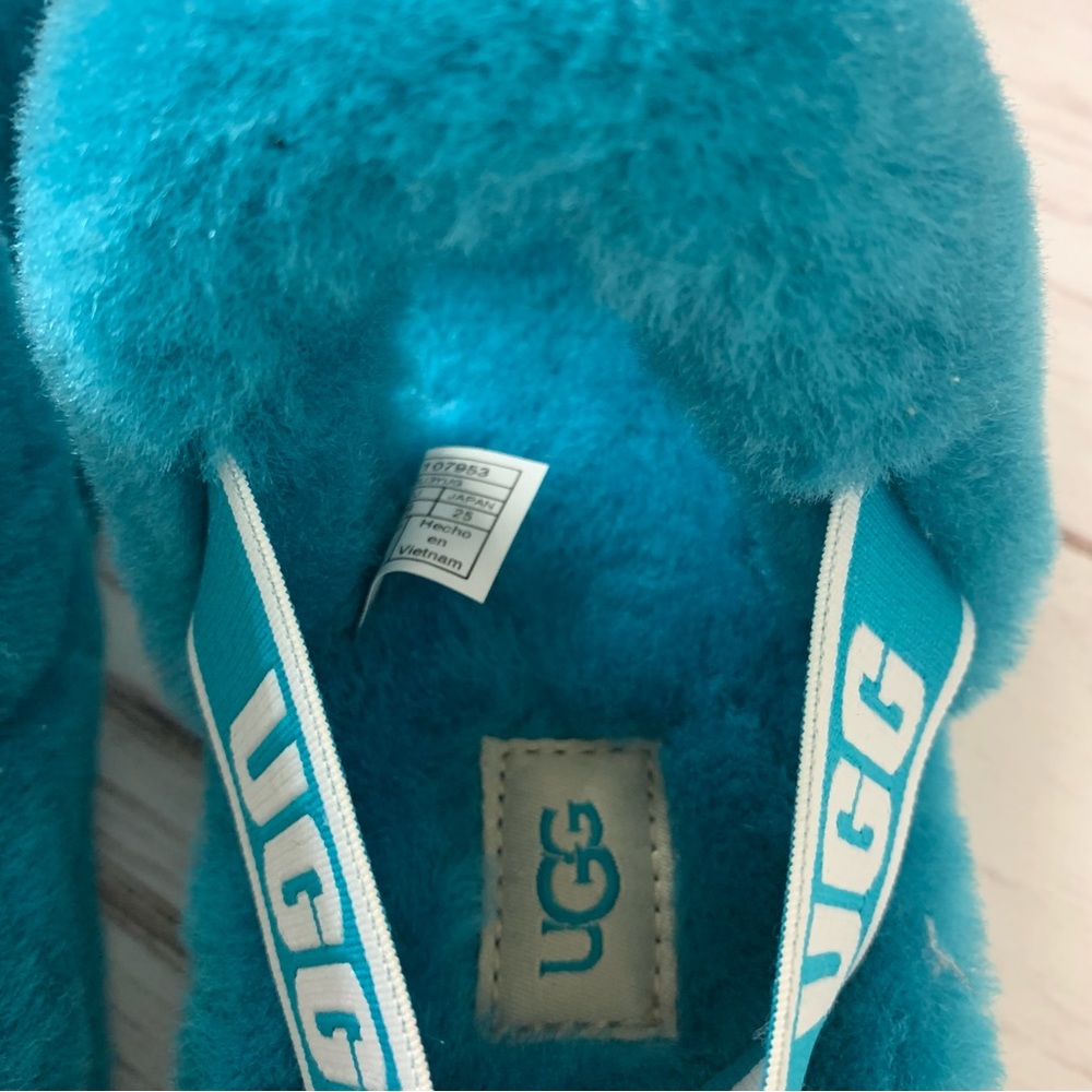 UGG Oh Yeah Slide Sandal - Picture 10 of 15